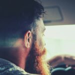 Auto po powodzi lub gradobiciu – jak działa AC w takich przypadkach?